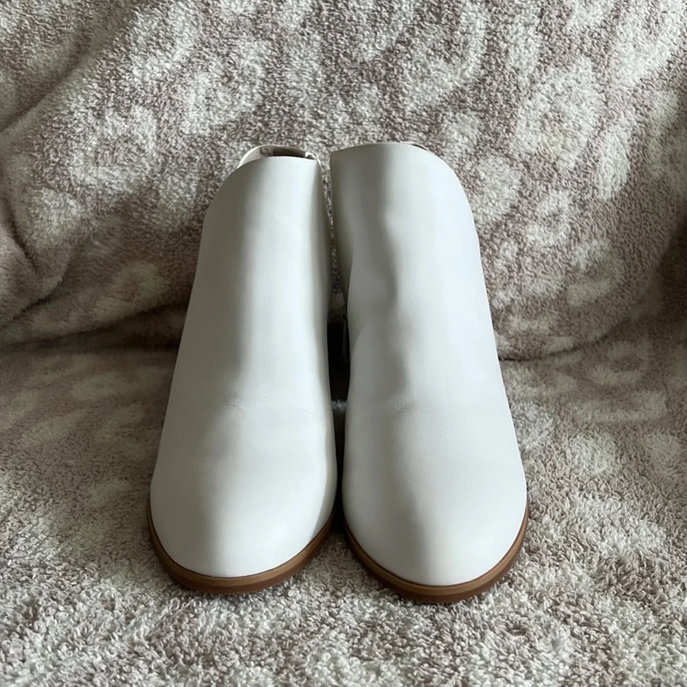 White Booties - Picture 1 of 4